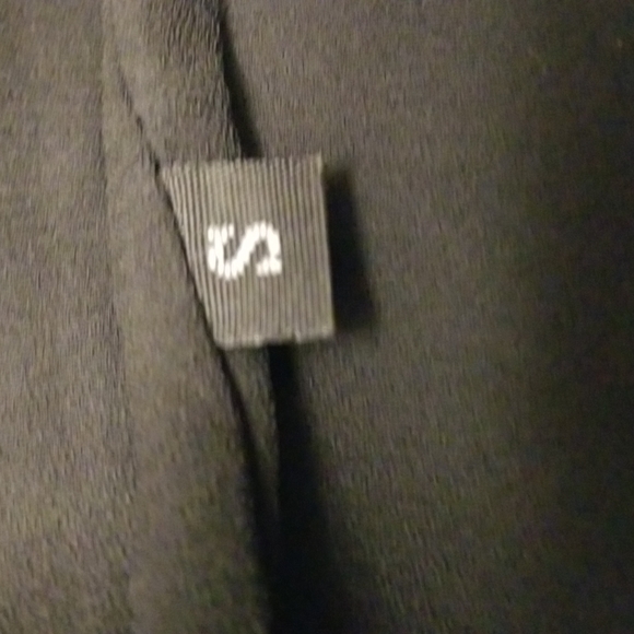 Gorgeous women's CAARA black floral dress - Picture 12 of 12